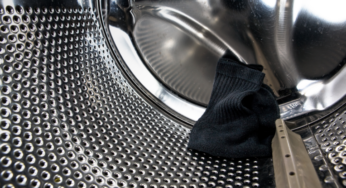 Glitched Sock Clips Through Dryer and Despawns